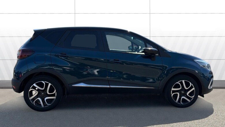 Renault Captur 0.9 TCE 90 Iconic 5dr Petrol Hatchback
